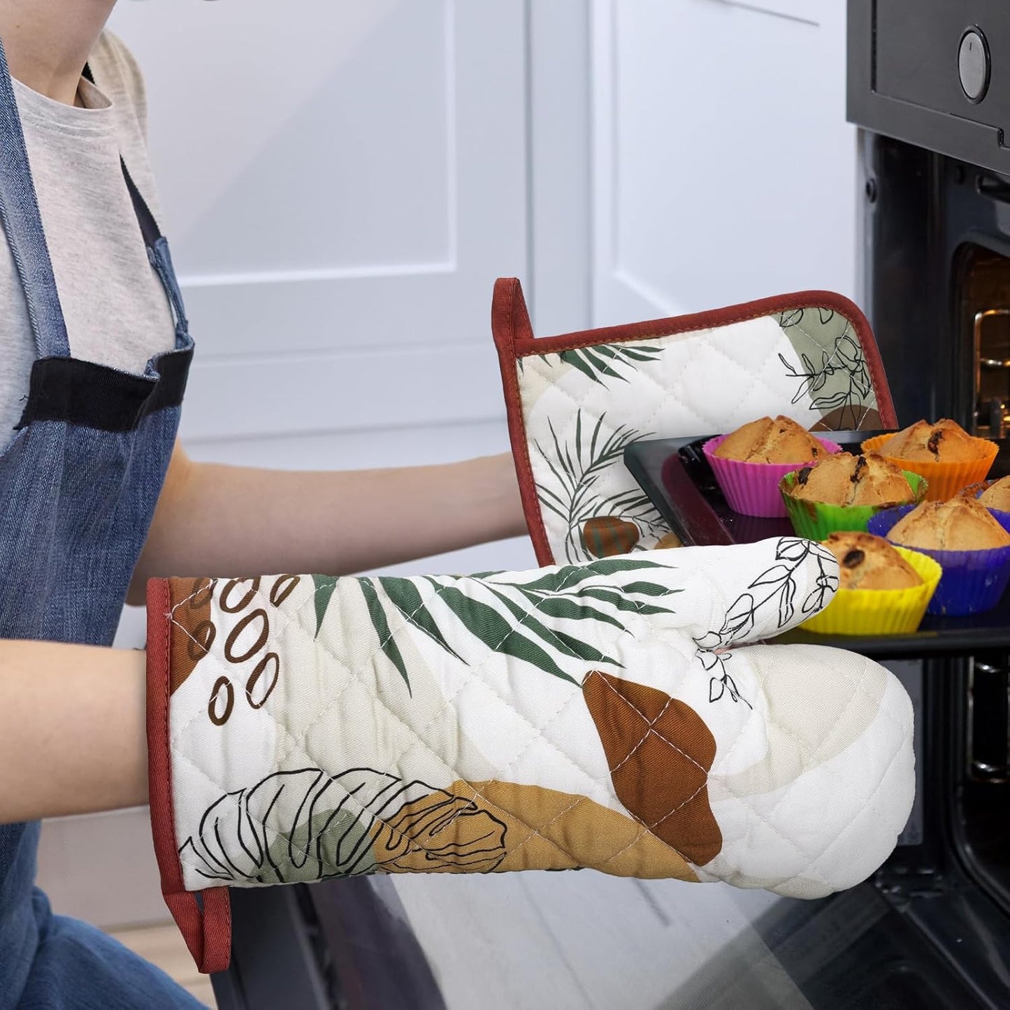 Boho Leaf Oven Mitts and Pot Holders Sets 4Pcs, 100% Cotton Heat Resistant, Extra Long Oven Gloves Potholder for Kitchen Cooking Baking Decoration