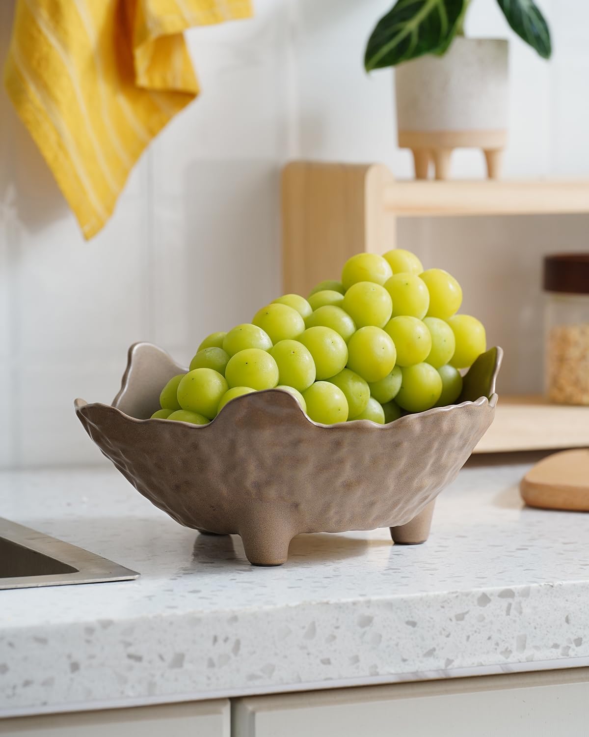 Fruit Bowl for Kitchen Counter, Porcelain Decorative Bowl for Home Décor Modern Pedestal Bowl with 3-Legs Large Centerpiece Bowl for Breads, Nuts, Brown