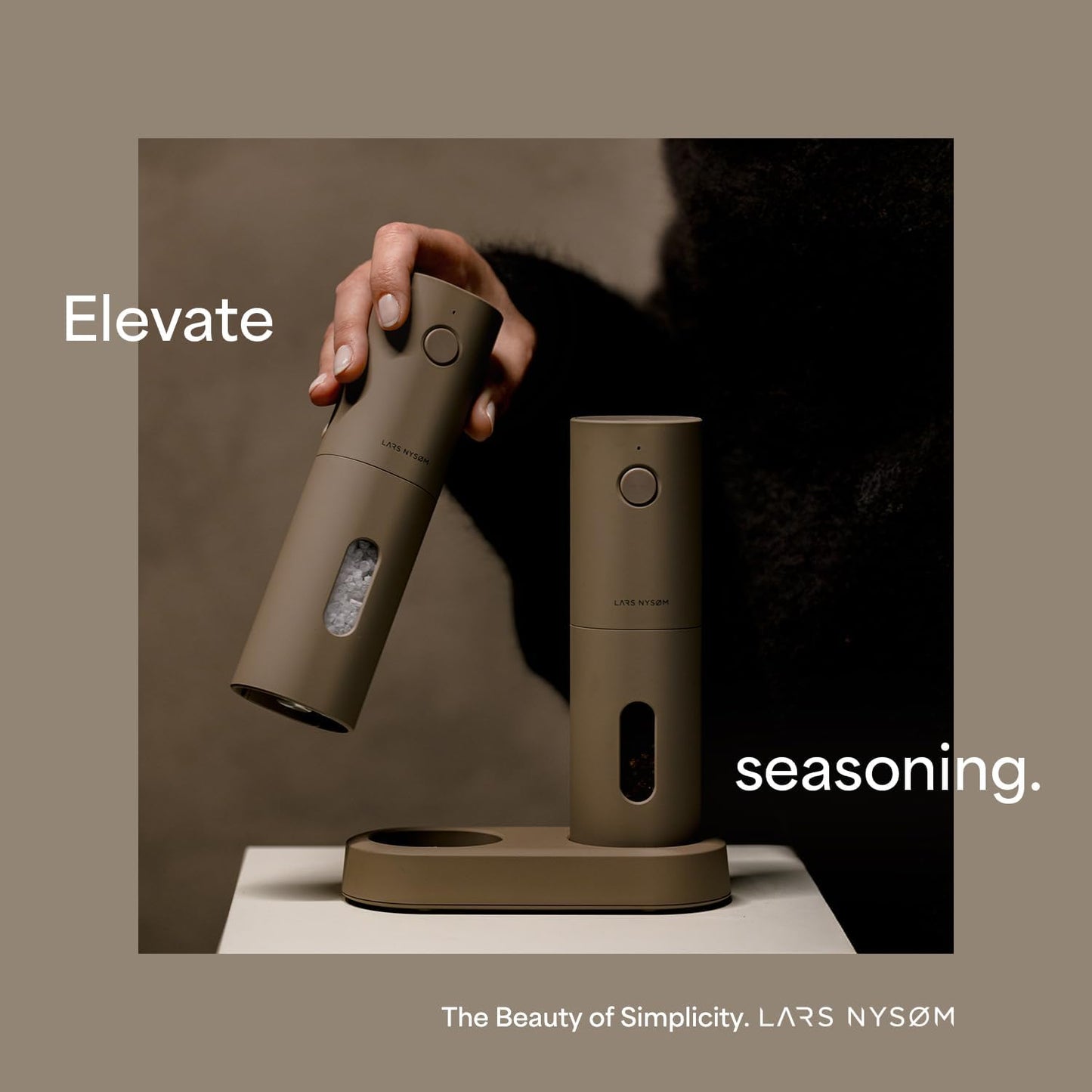 LARS NYSØM Electric Salt and Pepper Grinder Set, USB Rechargeable, Automatic Salt and Pepper Mills, Spice Shakers Refillable with LED Light, Adjustable Coarseness, Ceramic Grinder (Almond Beige)