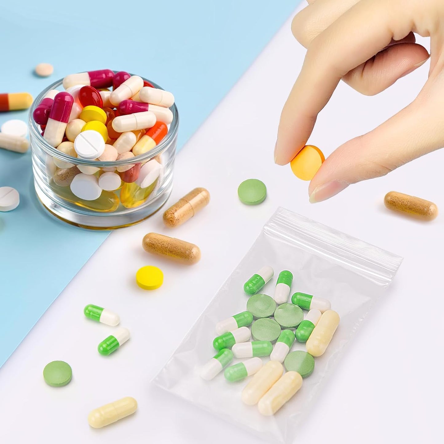 600 Pcs 2''x 3'' Clear Plastic Zip Bags, 2 Mil Thick Resealable Storage Baggies for Jewelry, Pills, Small Items, Travel, Packaging