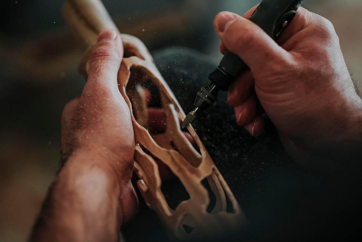 Olive wood bottle - Roots Design - 250ml