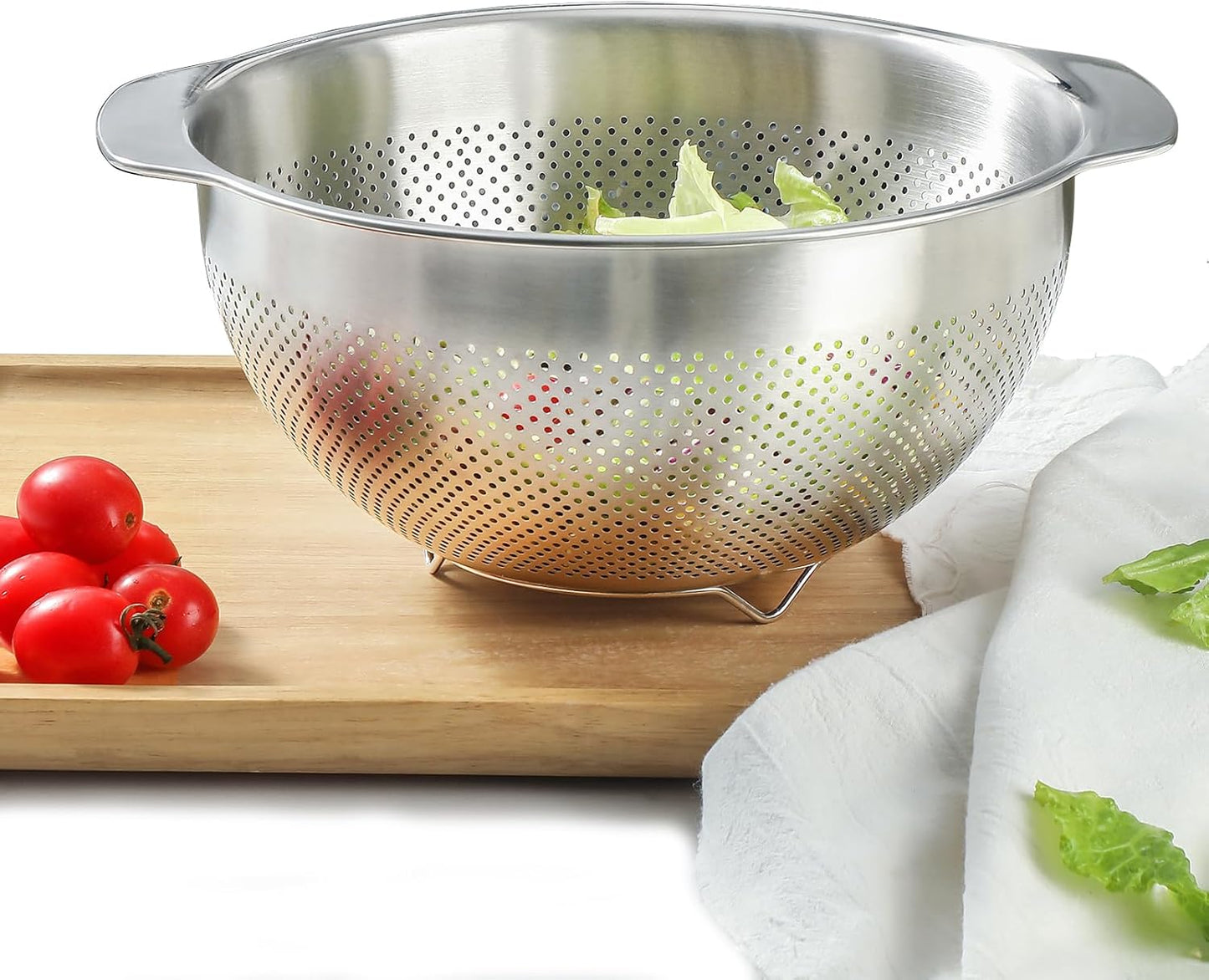 18/8 Stainless Steel Microwell Colander, 3.5QT Large Capacity with Handle Kitchen Food Strainer Basket for Washing Vegetables, Fruits, Rice, and Pasta (primary colour, 3.5QT)