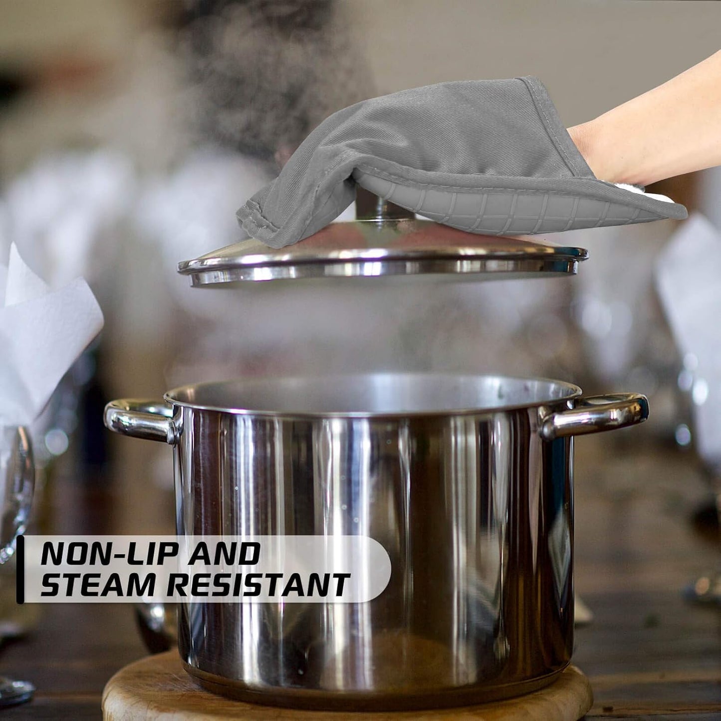 HOMWE Silicone Kitchen Pot Holders with Pockets, 2 Pc Set Trivet, Steam and Heat Resistant Hand and Countertop Protection Hot Pads, Non-Slip Grip potholders, Terrycloth Interior Lining, Gray