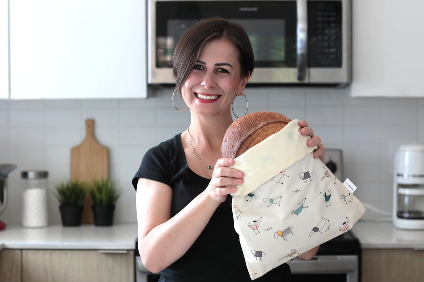 2 XL Beeswax Bread Bags for Homemade Sourdough, Produce, Sandwiches & Lunchbox Use - Reusable Bread Storage Bags, Washable (2-Pack)