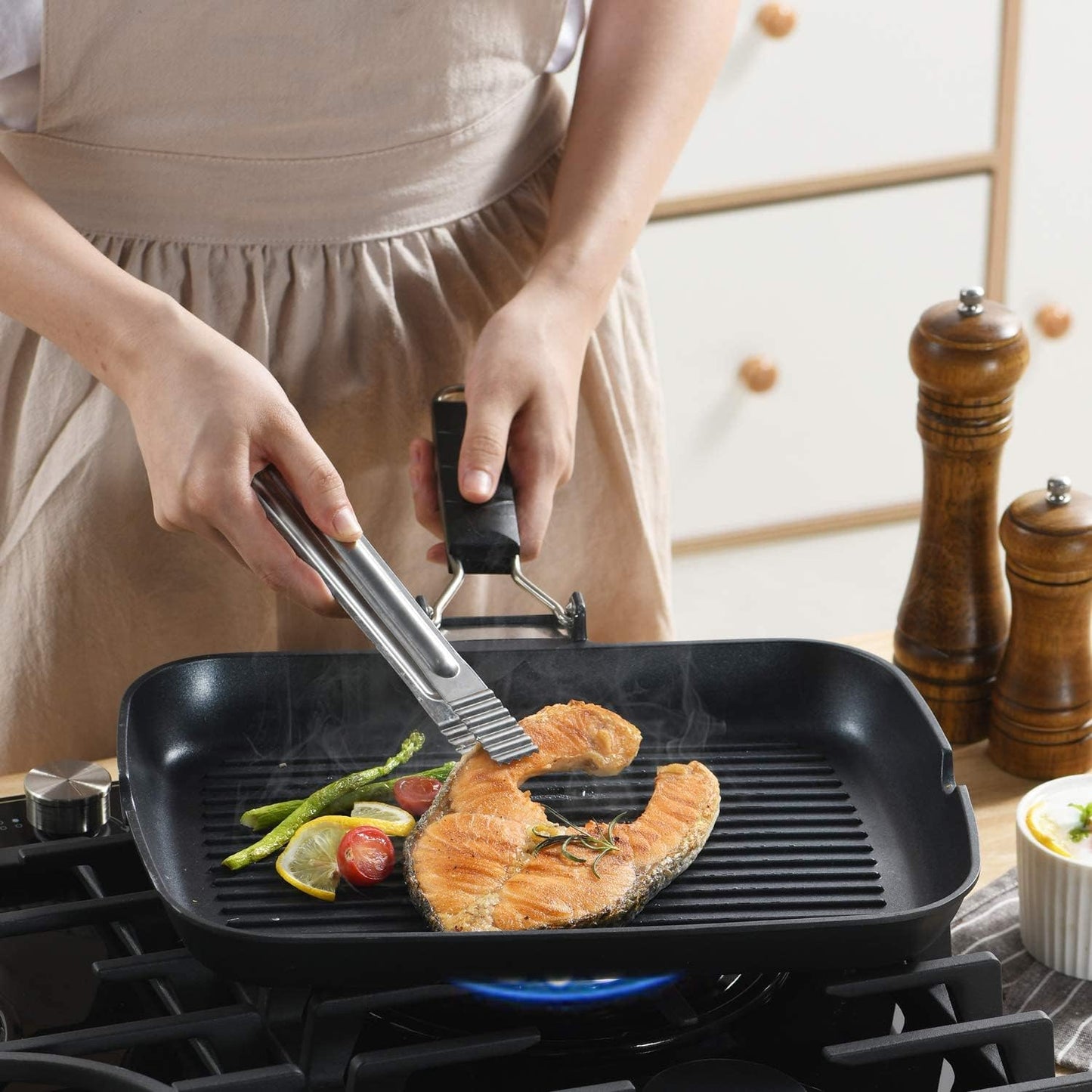 SKITCHN Grill Pan with Folding Handle, Nonstick Indoor BBQ Grilling Pan - 13 9IN