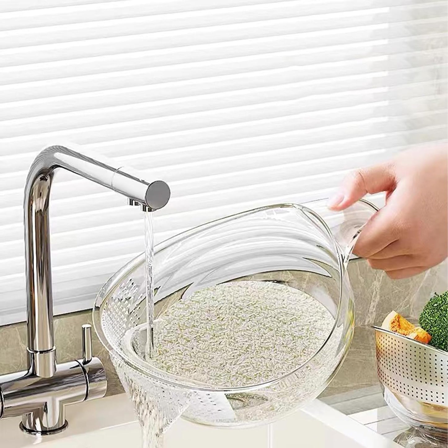 2-In-1 Rice Strainer,Large Rice Washer Beans Washer Strainers And Colanders - Washing Bowl for Fruit Washing Bowl With Strainer,Rice Washing Bowl Multifunctional Drain Basket (White)