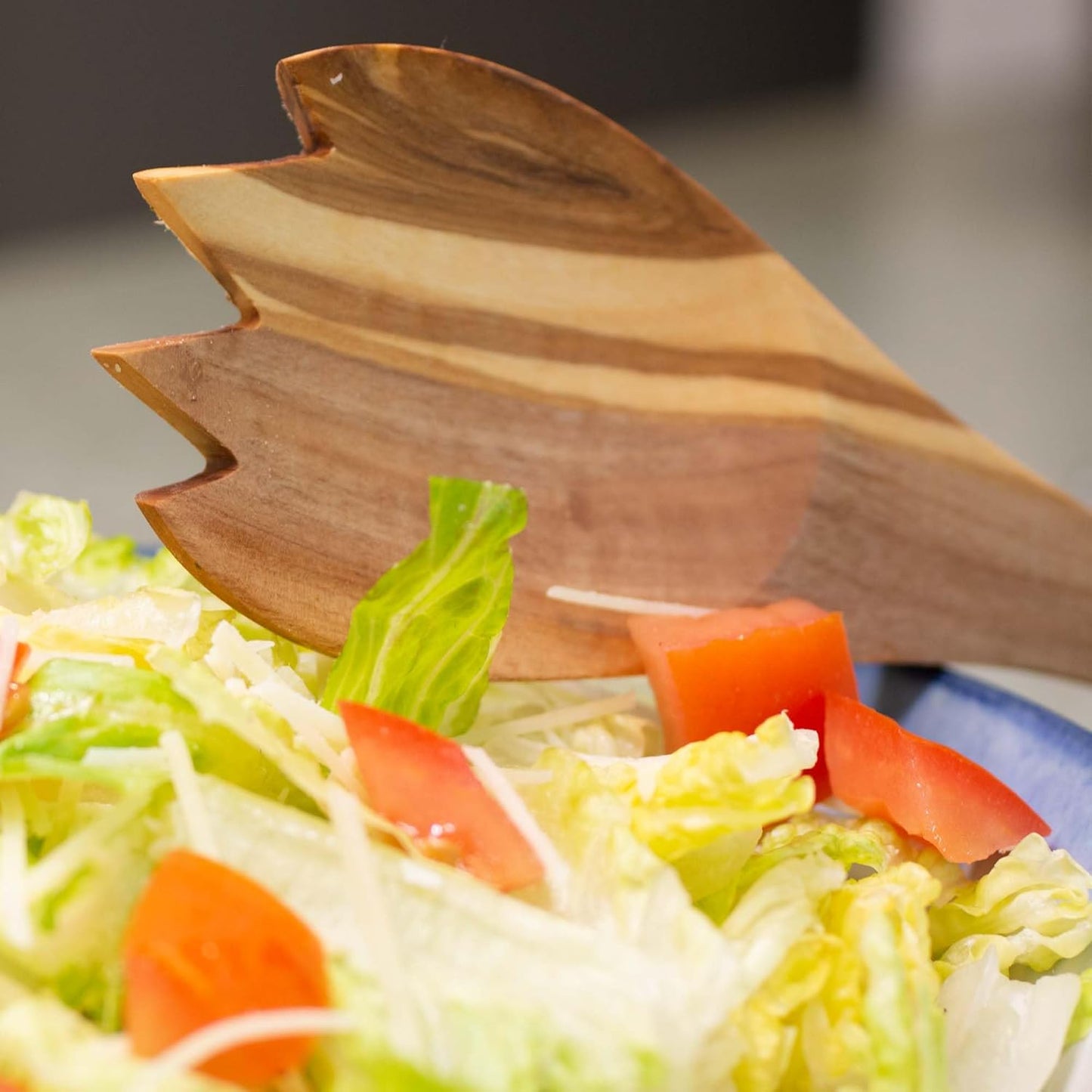 Olive Wood Salad Tongs 12 Inches Long Wooden Salad Spoons for Serving and Mixing, Salad Servers Set, Salad Tosser Utensils, Hardwood Salad Hands, Wooden Pasta Claw Fork With Teeth