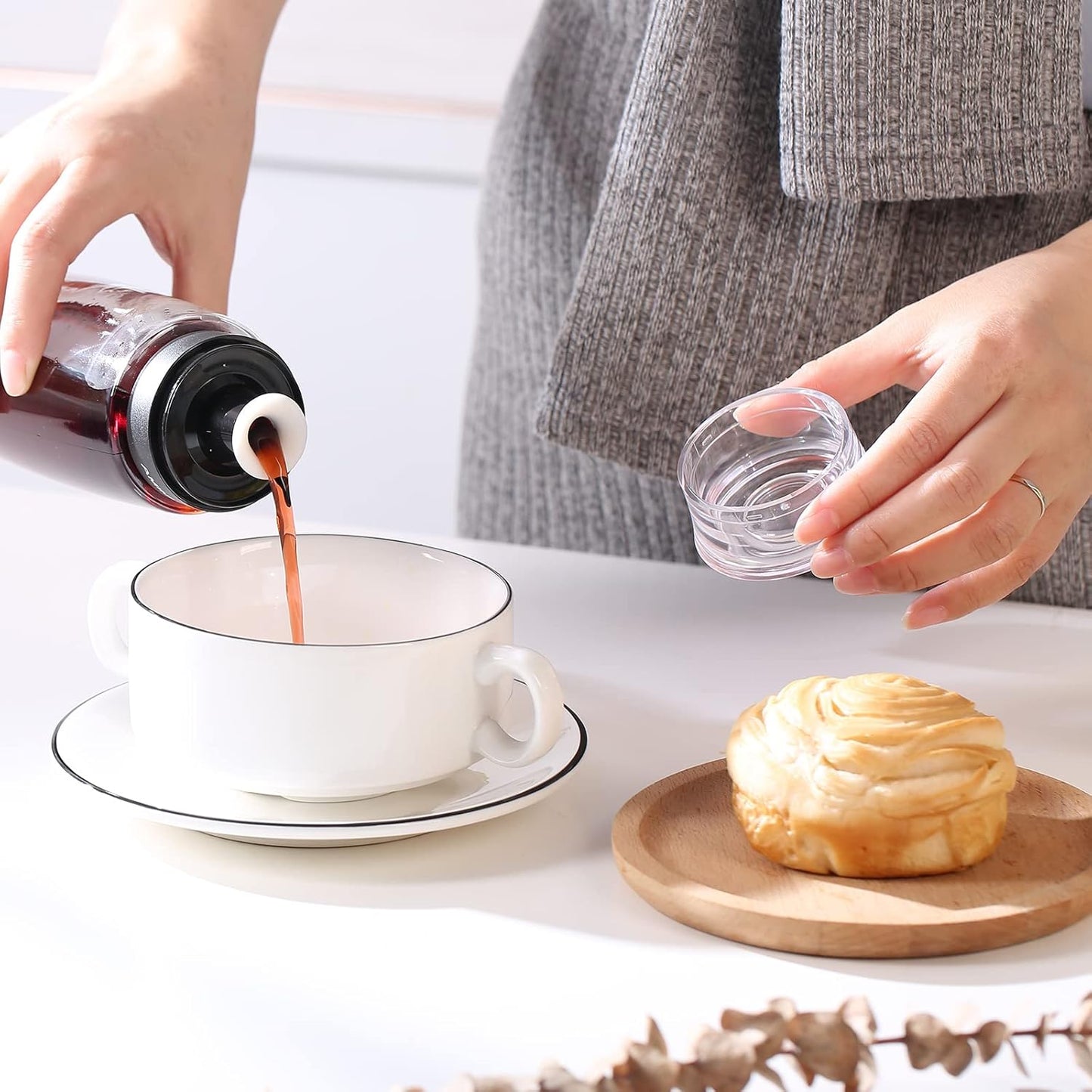 Oil and Vinegar Dispenser 2 Pack, Olive Oil and Vinegar Cruet Dispenser Bottle,Wide Opening(Easy Refilling) with lids, Sealed leakproof, Glass Oil Bottle for Kitchen Cooking, 9.5oz/280ml