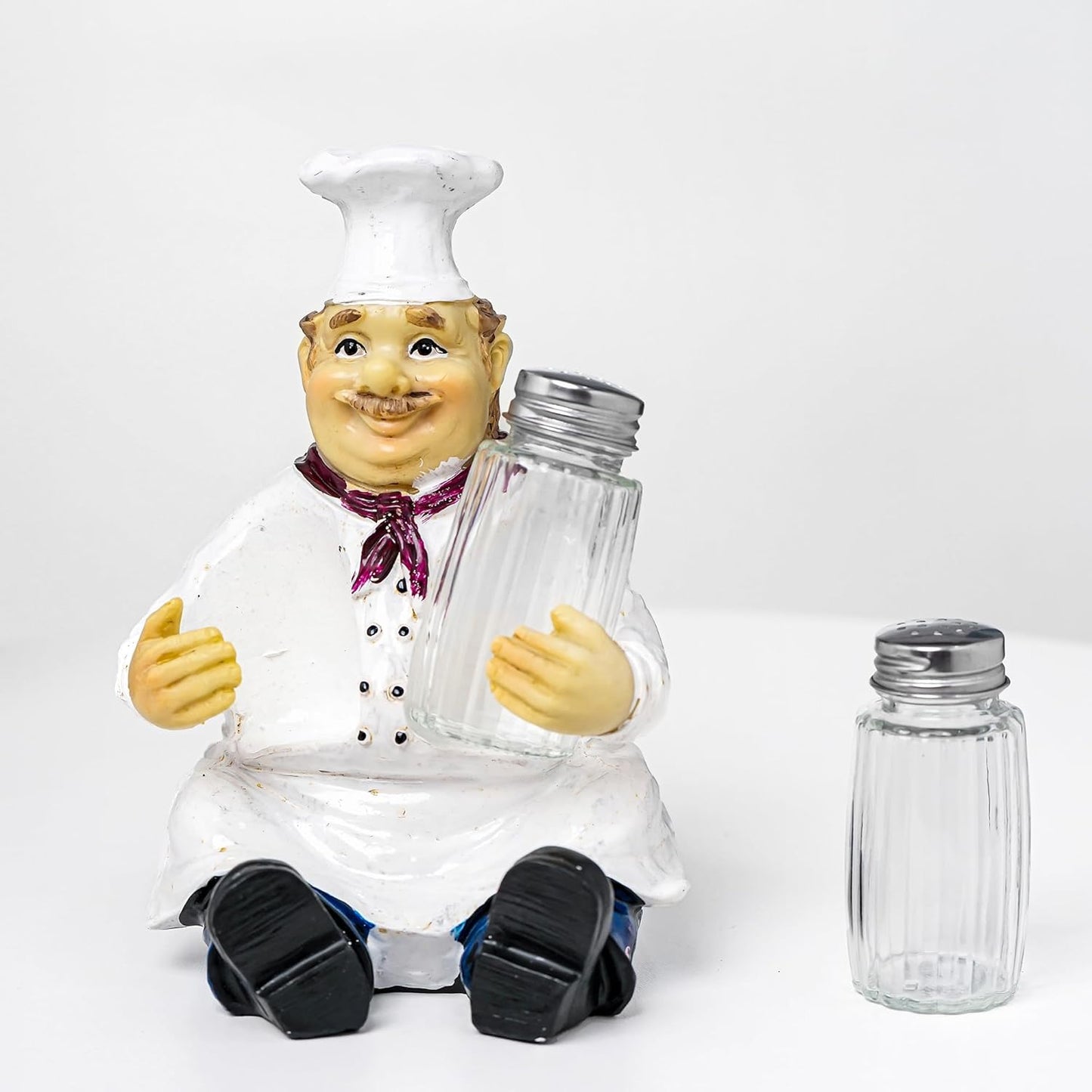 Rustic Spice Dispenser Shaker Holder with Glass Spice Jars - Salt And Pepper Dispenser with Resin Chef Figurine And Statues Holder - Farmhouse Kitchen DéCor