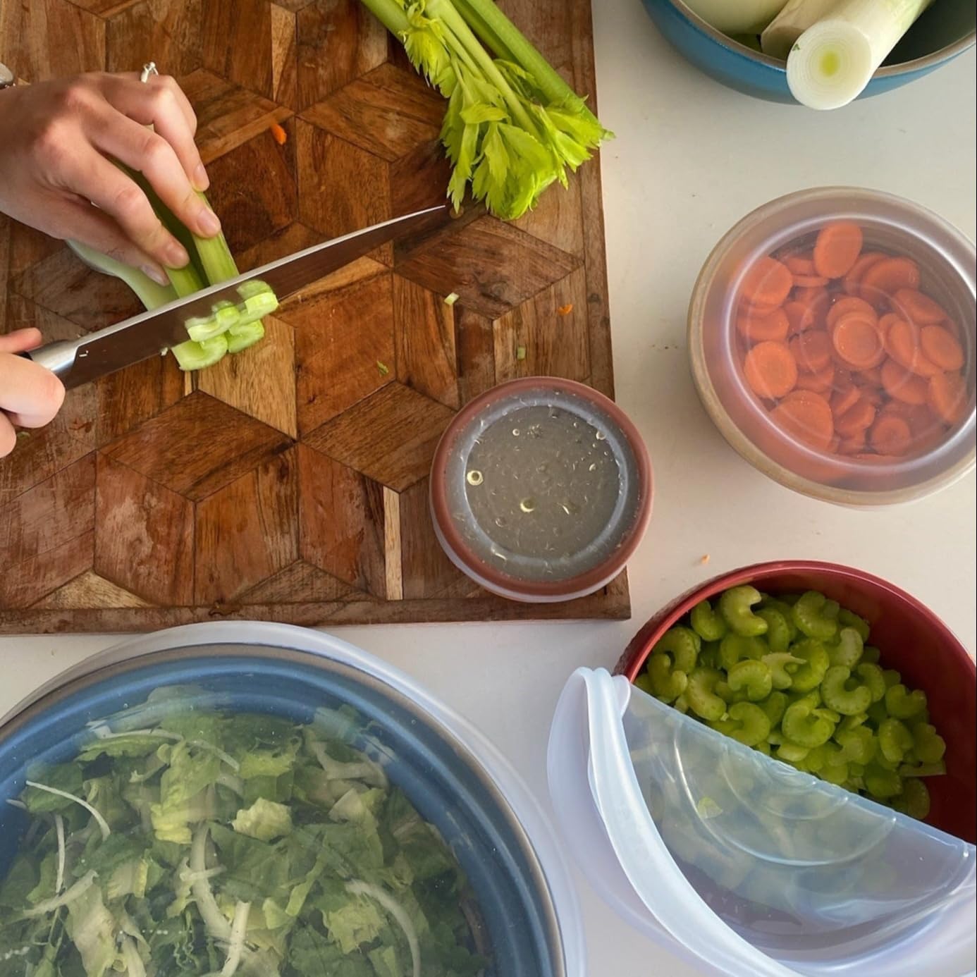 Stasher Premium Reusable Silicone Stretch Lids Variety 4-Pack, Clear, 9”, 6.5”, 4.5”, 2.5”, Airtight Seal, Food Container Covers, BPA Free, Leak-free, Dishwasher Safe, Microwave Safe, Eco-Friendly