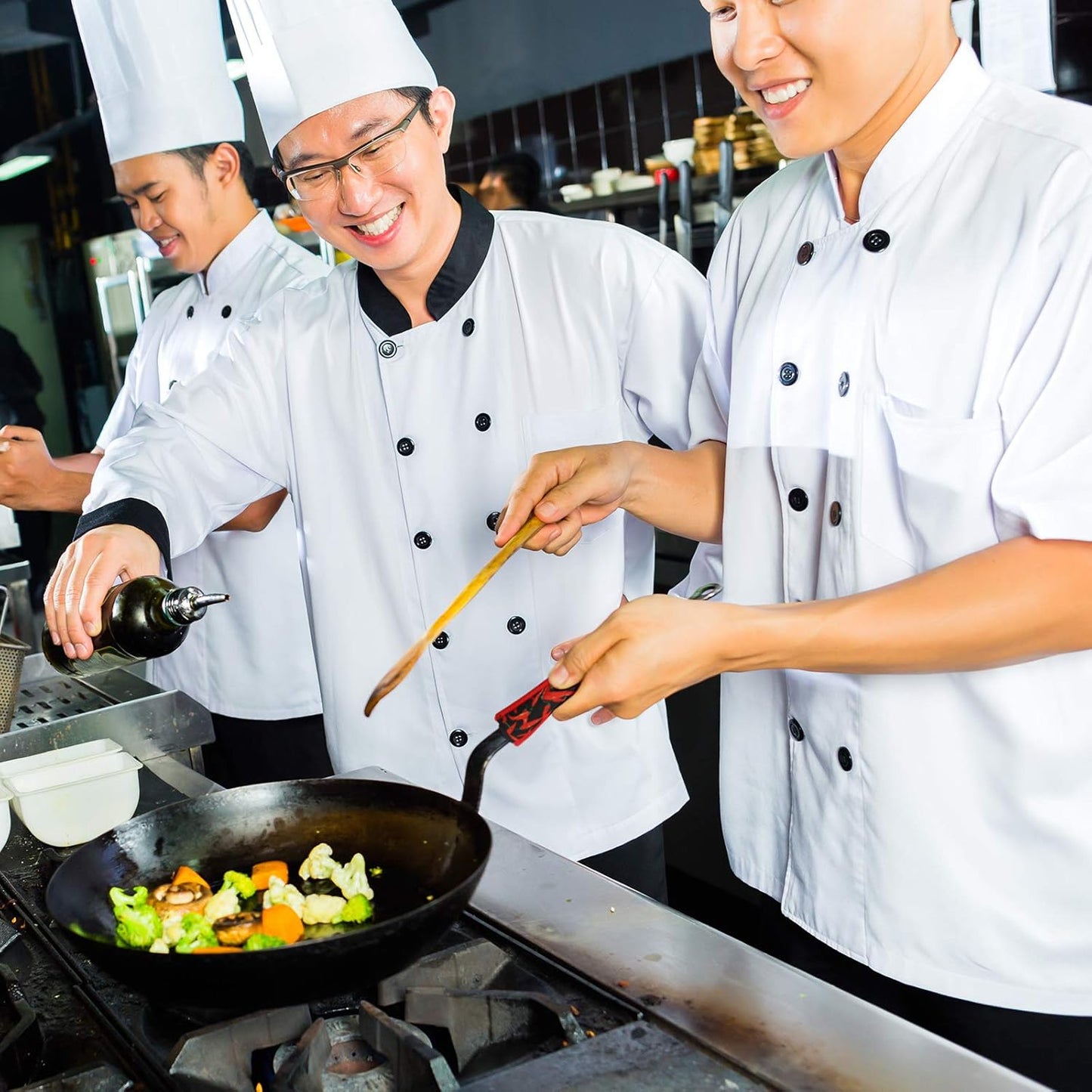 6 Pieces Cast Iron Pan Handle Covers Sleeve Holders Heat Resistant Non-Slip Skillet Pot Holders Kitchen Oven Mitts for BBQ and Baking Supplies,6 Styles