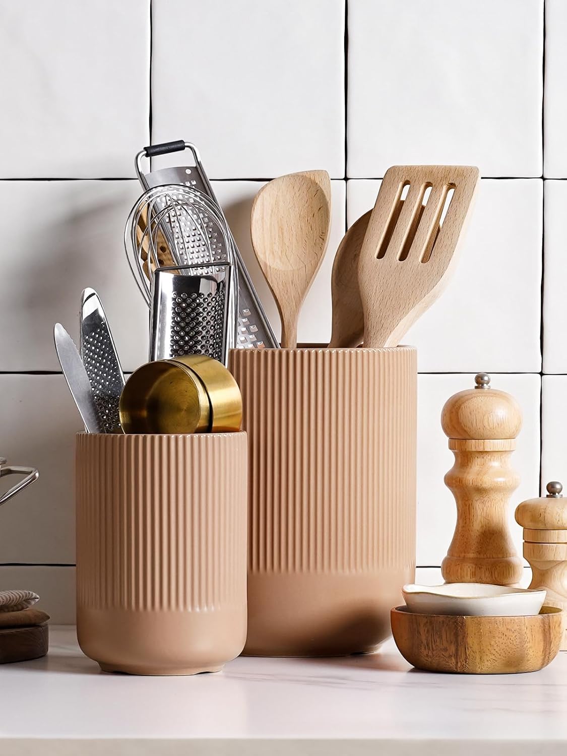 LE TAUCI Utensil Holder, 7.3"+5.4" Ceramic Kitchen Utensil Holder for Countertop, Large Cooking Utensil Crocks for Kitchen Counter, Modern Utensil Organizer for Spatula, Set of 2, Dusty Pink