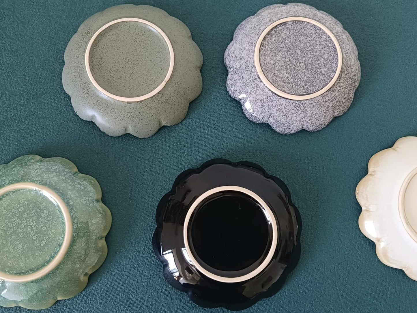 Ceramic Spoon Rest for Stove Top, Flower Cute Spoon Rest for Kitchen Counter, Cooking Spoon Holder for Kitchen Counter, Utensil Rest Spatula Rest Ladle Holder Tong Rest, 1 PC (Retro, Lavender Purple)