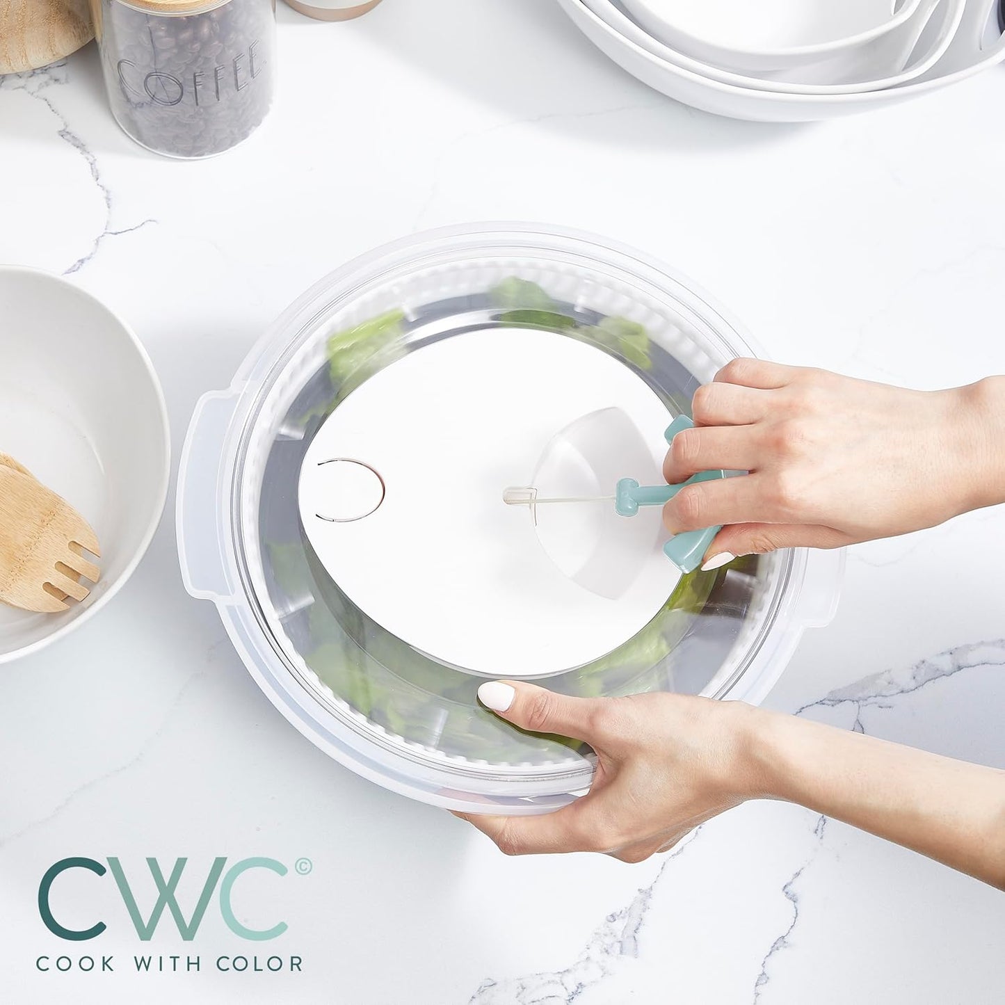 COOK WITH COLOR Collapsible Salad Spinner - 4 QT Space Saving Lettuce Dryer with Folding Collapsible Colander Great for Washing and Drying Fruit and Vegetables (Blue)