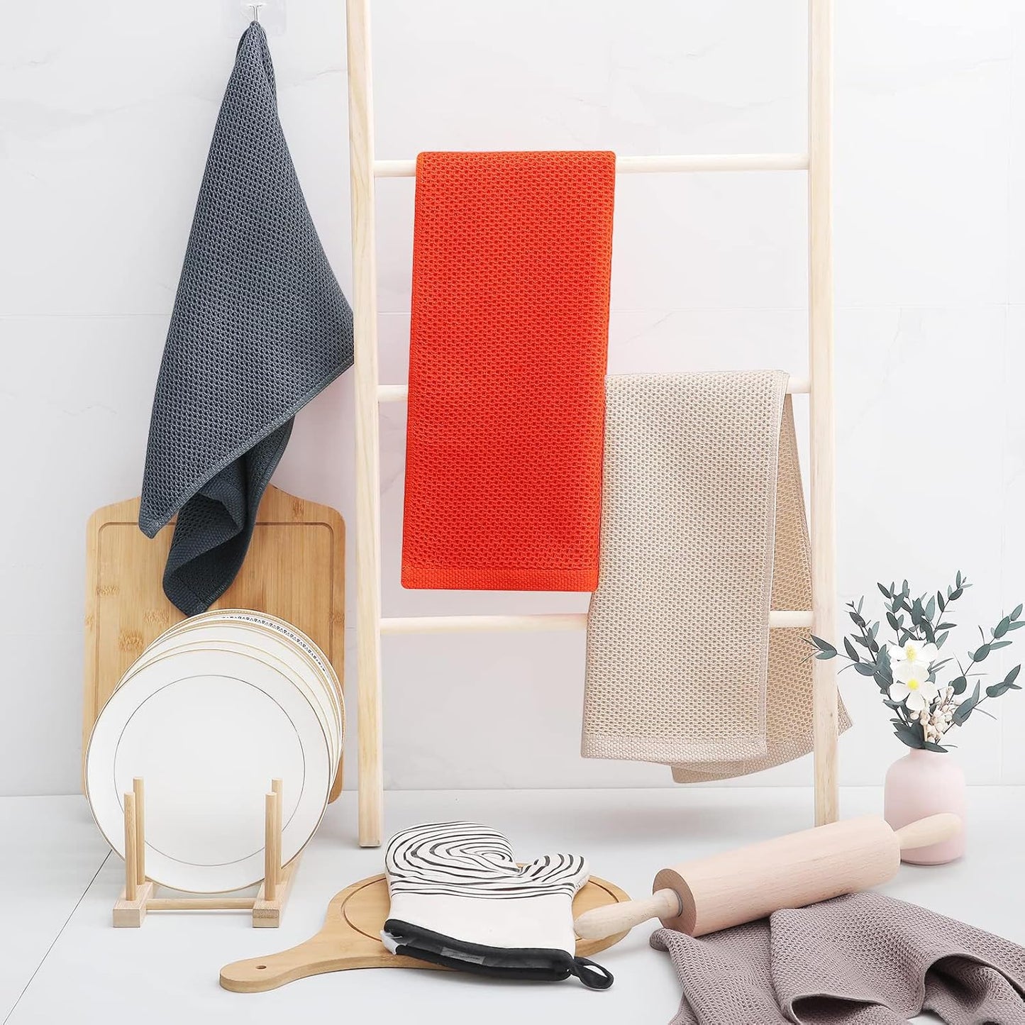 Homaxy 100% Cotton Waffle Weave Kitchen Dish Towels, Ultra Soft Absorbent Quick Drying Cleaning Towel, 13 x 28 Inches, 4-Pack, Beige