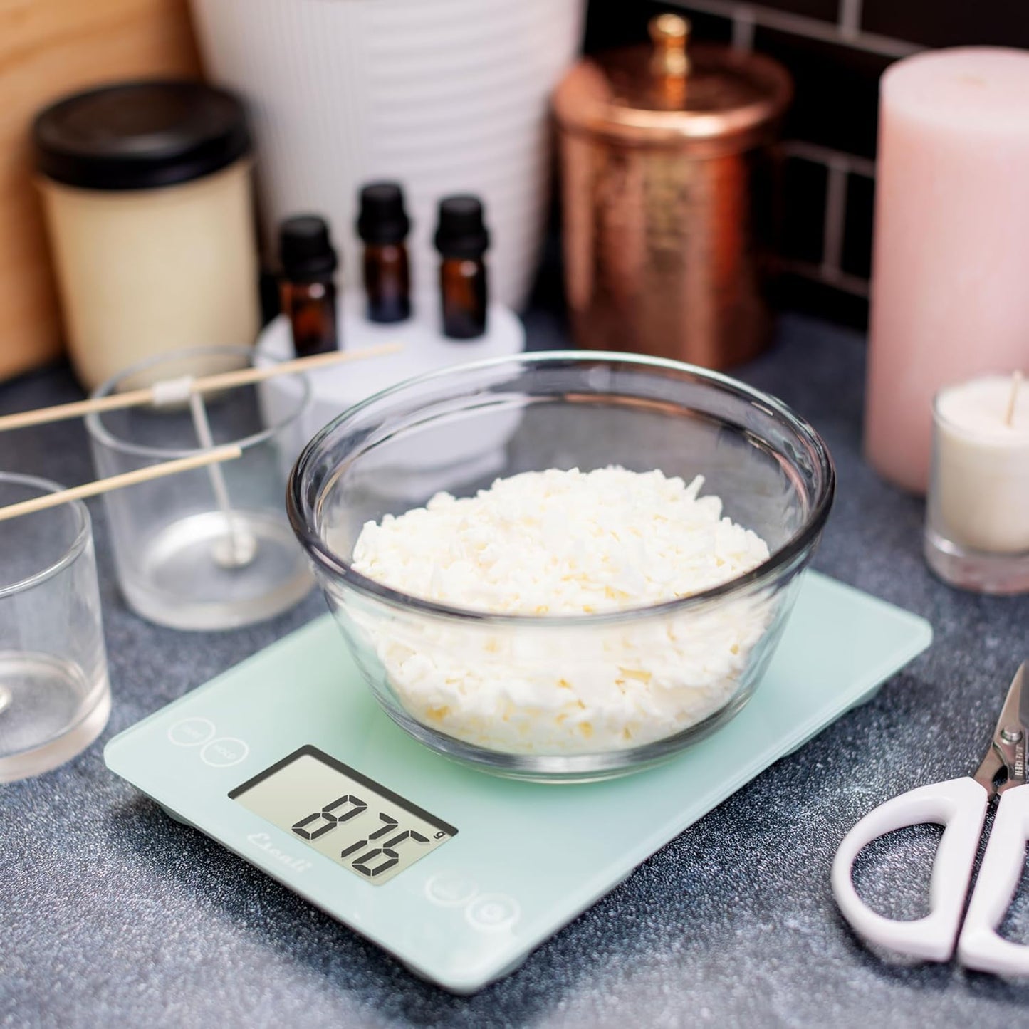 Escali Arti Classic Digital Coffee Scale Espresso Scale and Countertop Food Scale, 15-Pound Capacity, Teal