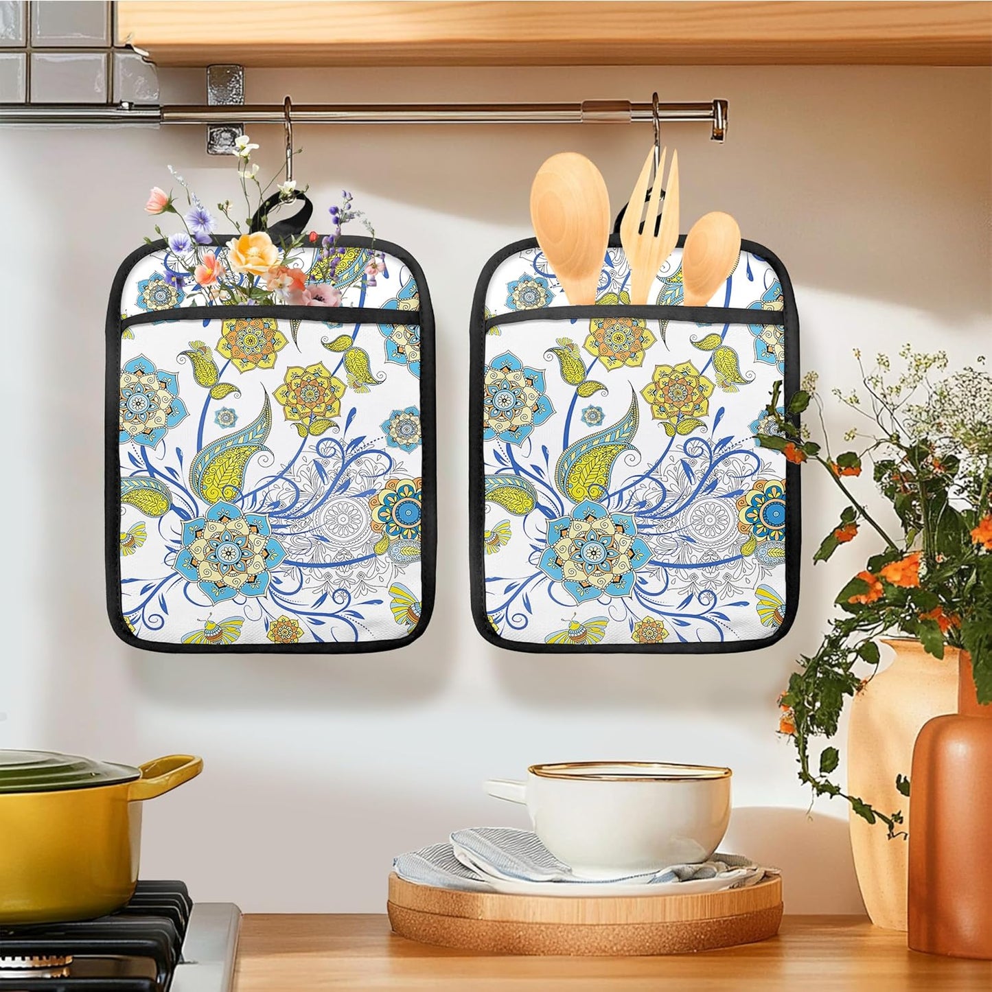 Boho Floral Oven Mitts Set, Vintage Luxury Blue and Gold Flower Floral Heat Resistant Kitchen Oven Gloves for Baking and Cooking,Pot Holders