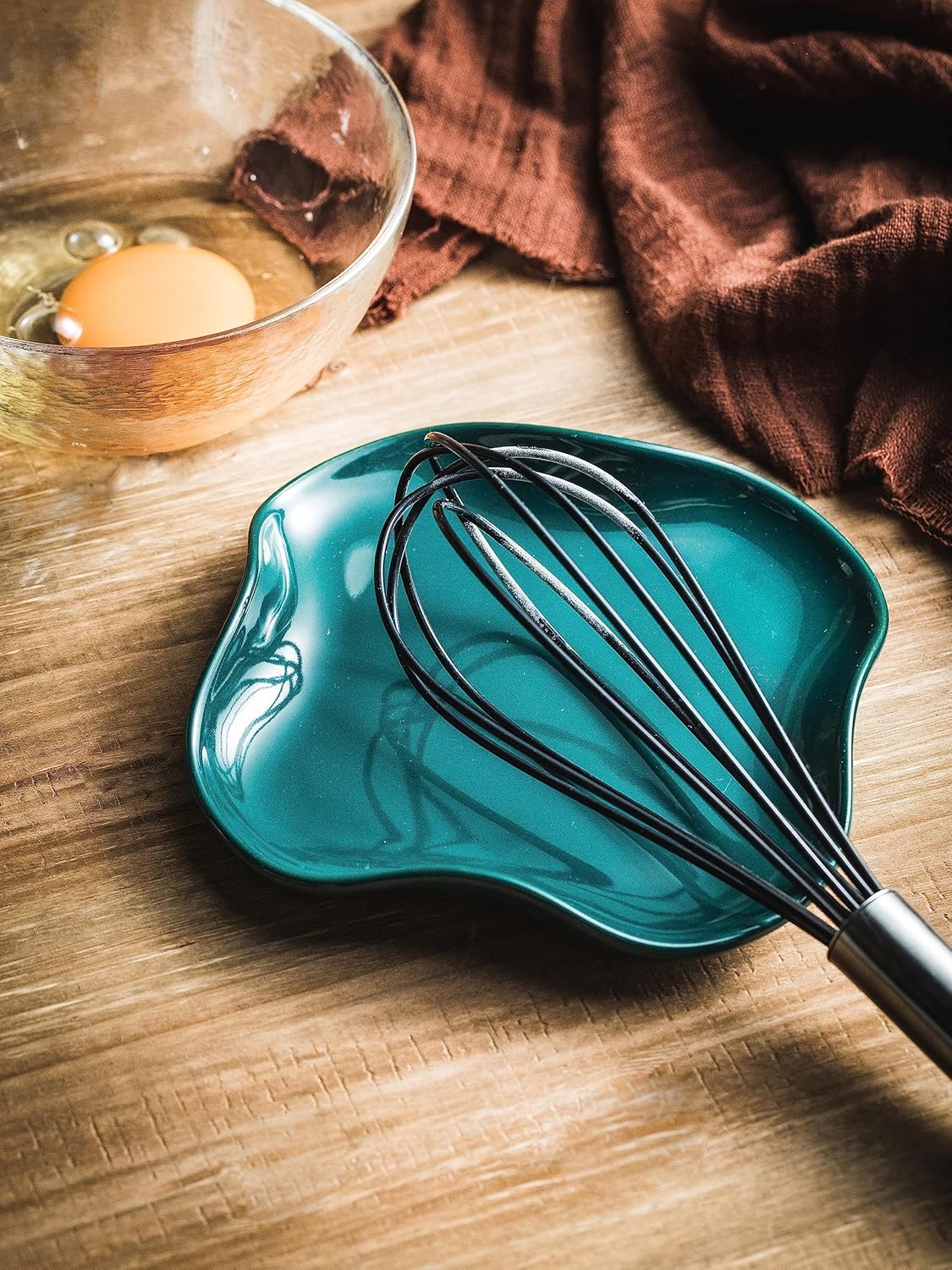 Spoon Holder, Ruffled Edge Ceramic Ladle Holder for Stove Top, Modern Kitchen Decor Stove Spoon Holder Cooking Ladle Holder for Multiple Utensils, Christmas Gifts Dark Green